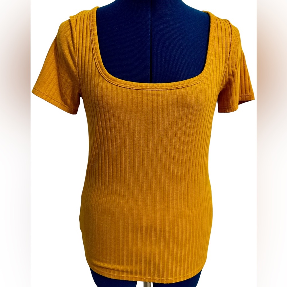 LOFT Small Yellow knit top